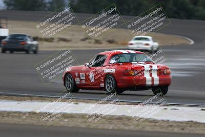 media/Nov-16-2025-CalClub SCCA (Sun) [[2975c16dfc]]/Group 4/Turn 1/